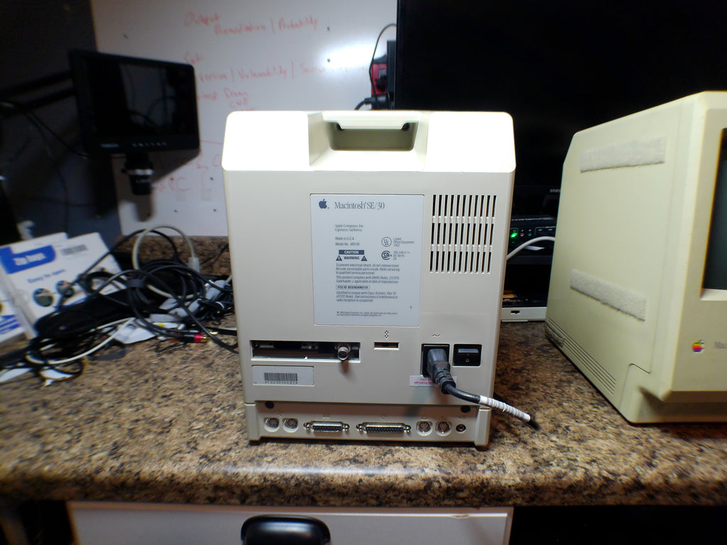Apple Macintosh SE/30 + Macintosh Plus Bundle – New PRAM Batteries, Display Issues, For Repair
