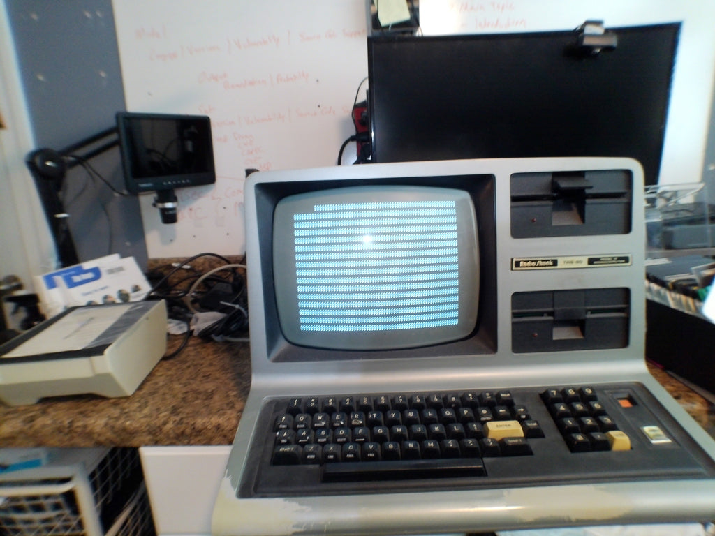 Radio Shack TRS-80 Model III Microcomputer — Powers On, Screen Active (As-Is)